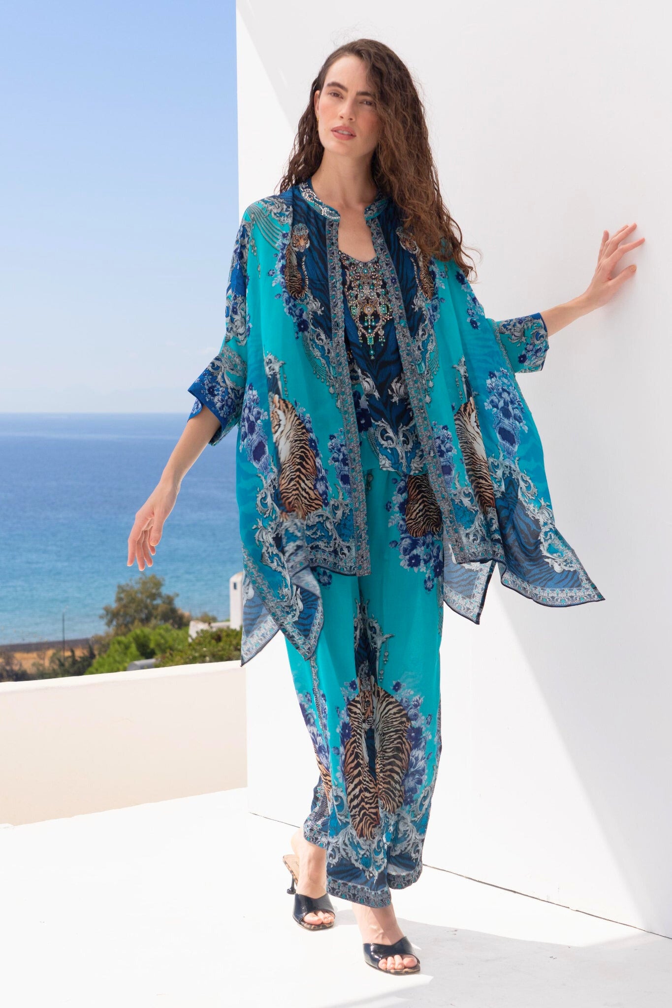BLUE TIGRESS KAFTAN TOP W SLEEVES
