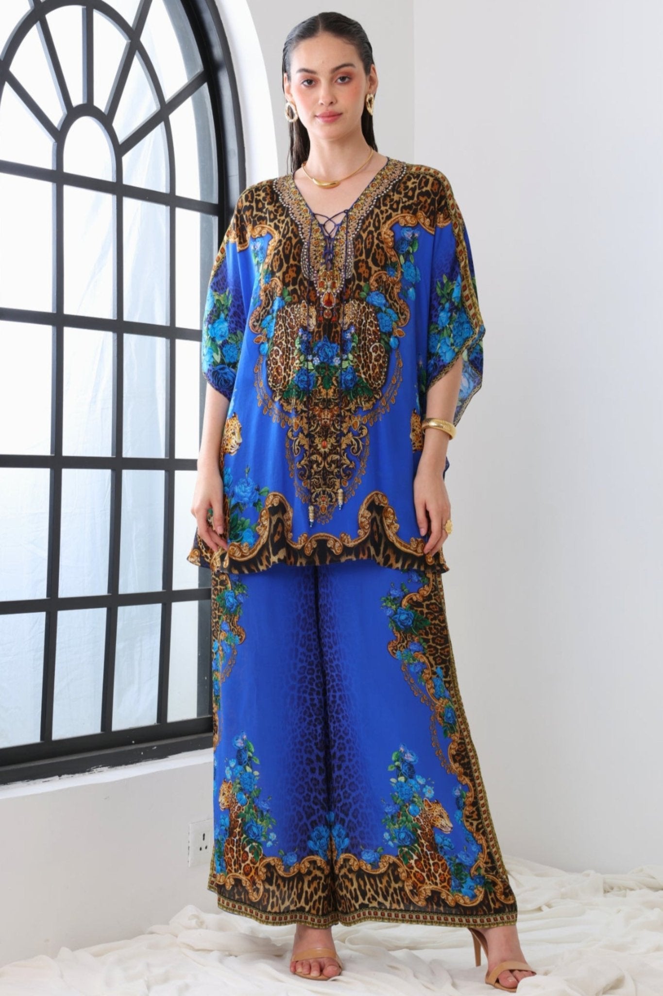 BLUE LEOPARDESS BUTTERFLY TOP - Czarina