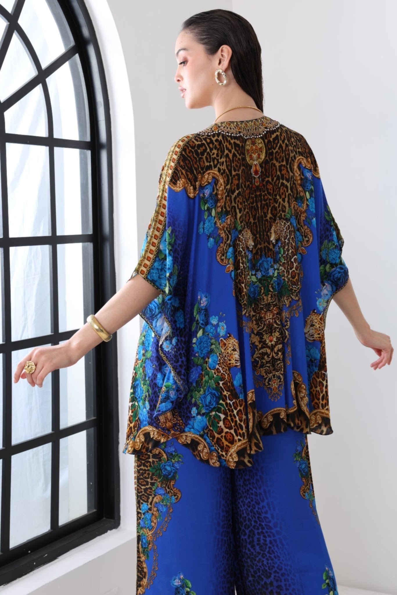 BLUE LEOPARDESS BUTTERFLY TOP - Czarina