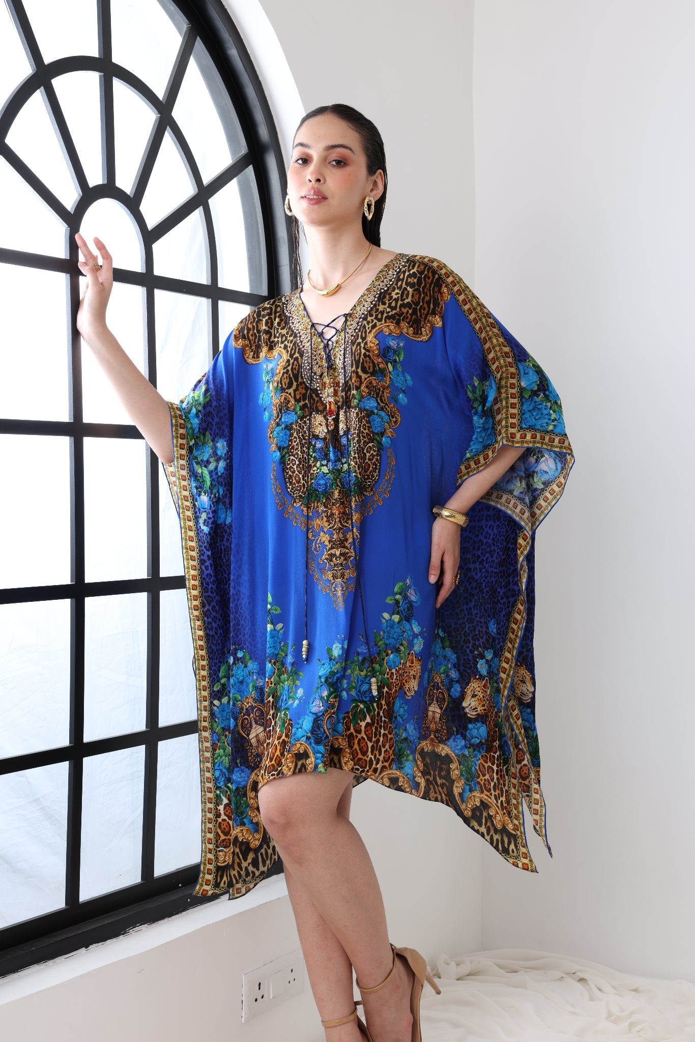 BLUE LEOPARDESS SHORT KAFTAN - Czarina