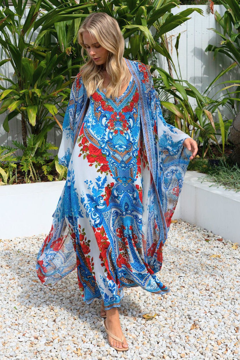 LOST IN AZURE MEDIUM CAPE - Czarina