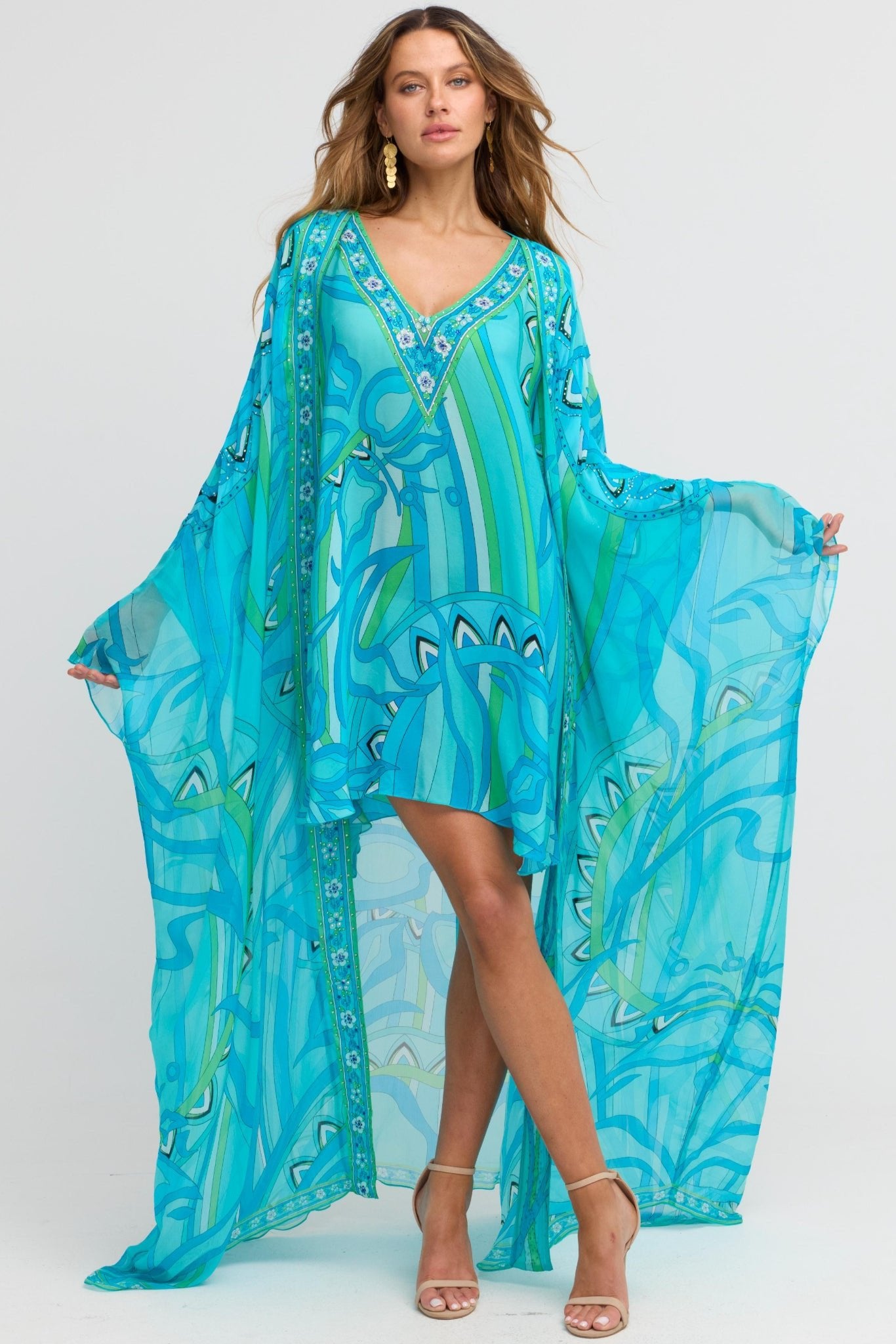 Oceanic Blues Long Cape – Czarina