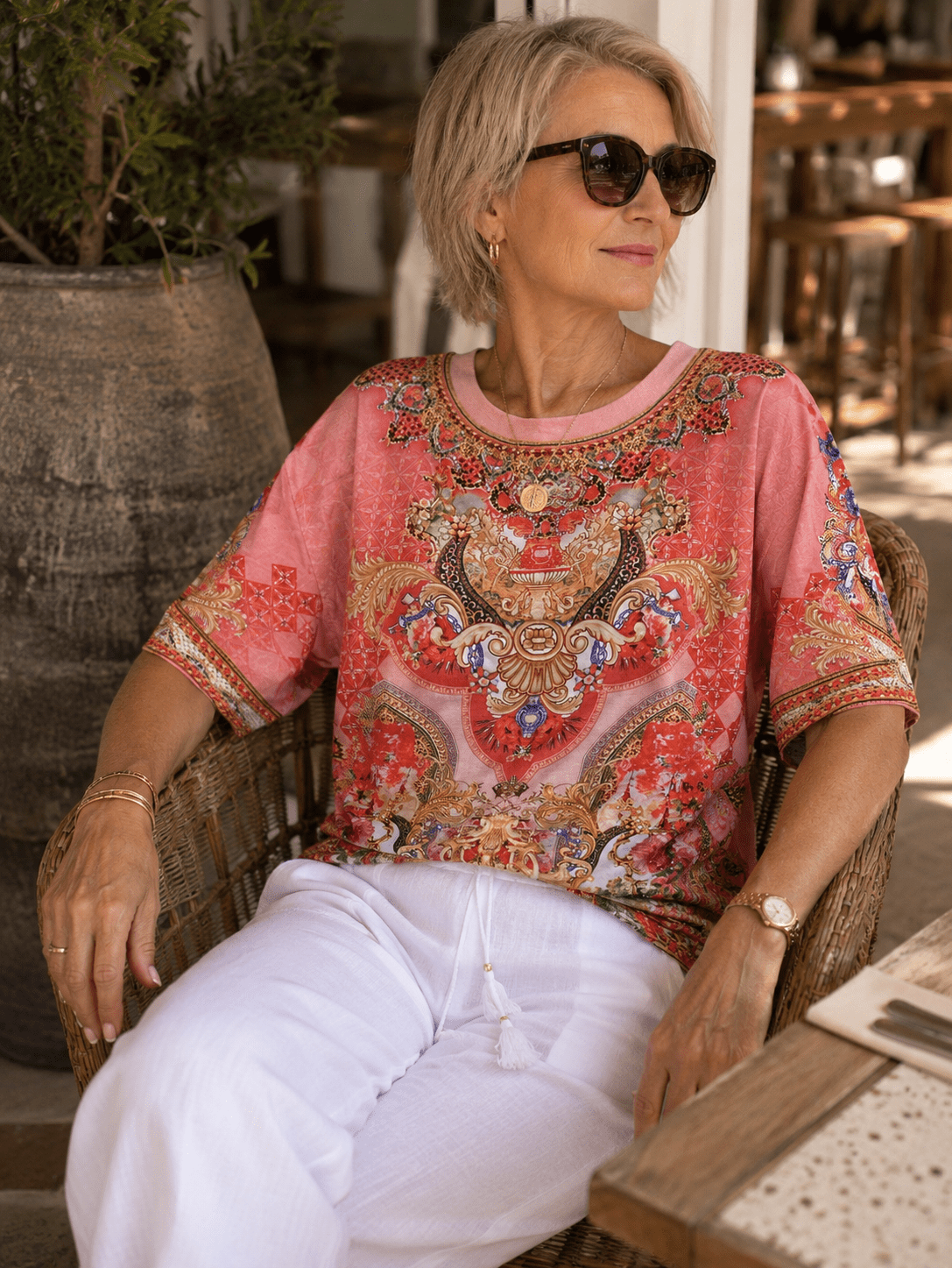 PINK CASTLE T - SHIRT - Czarina