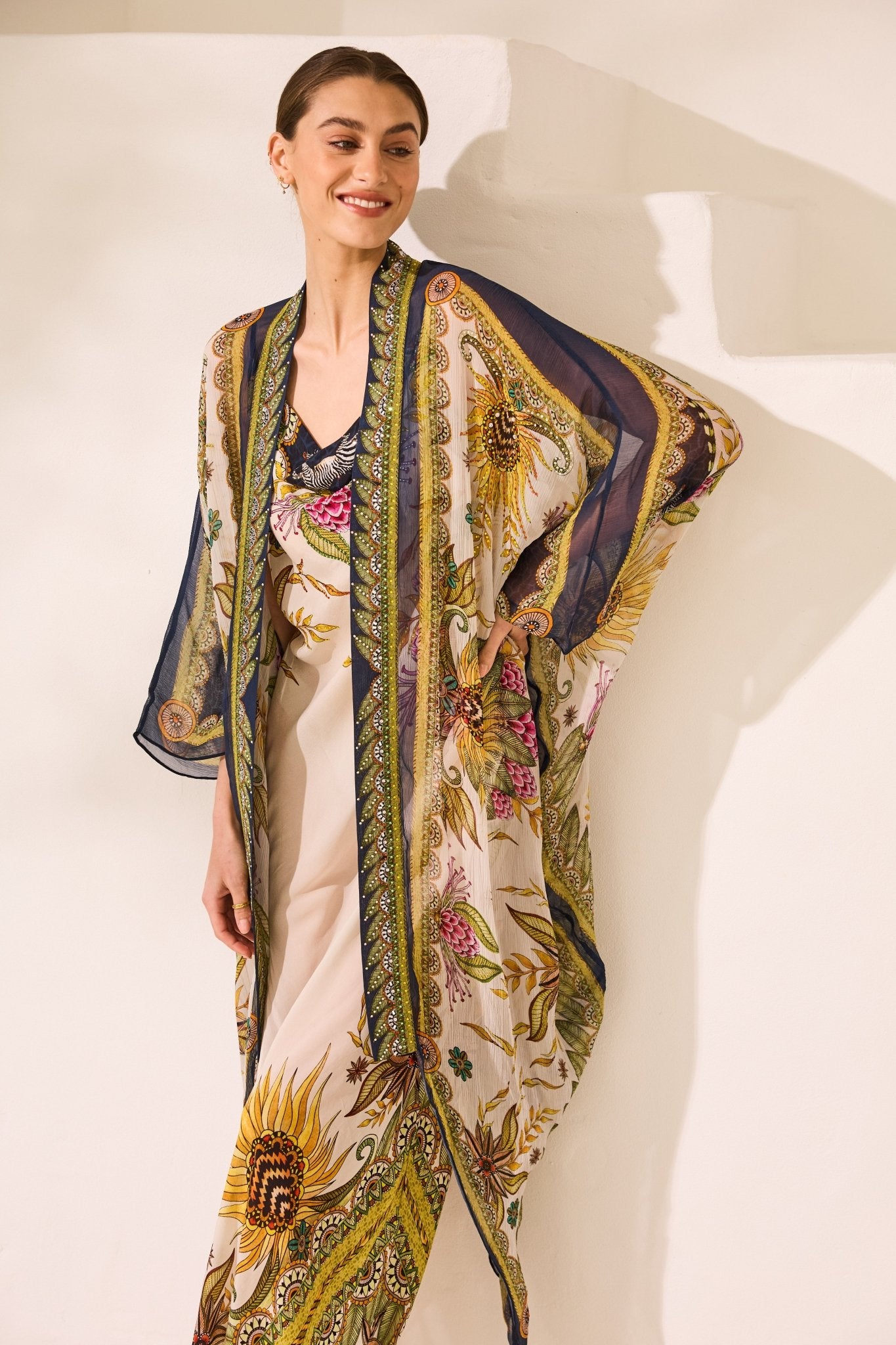 Princess Of Savannah Medium Cape - Czarina