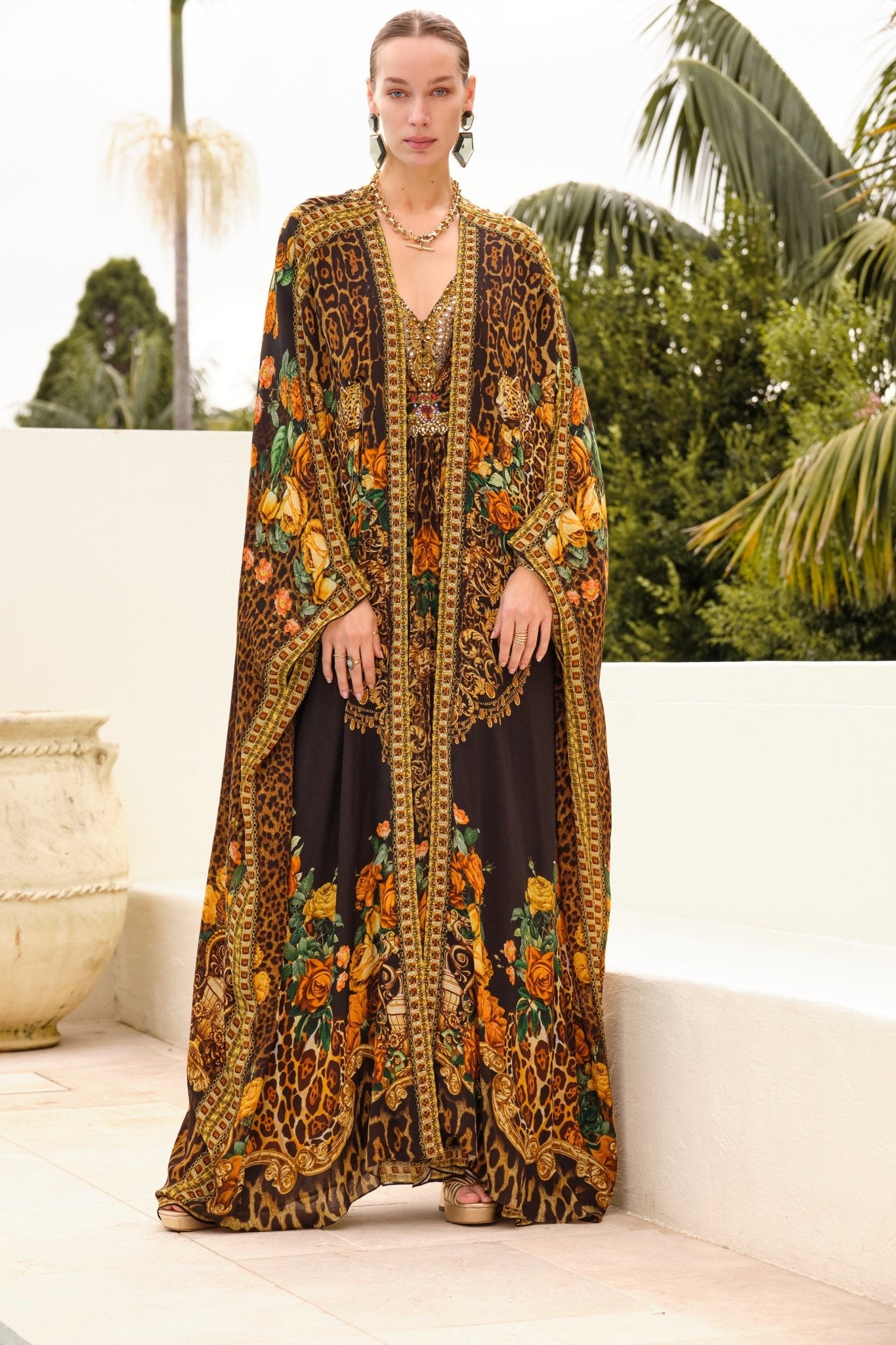 BLACK LEOPARDESS LONG CAPE - Czarina