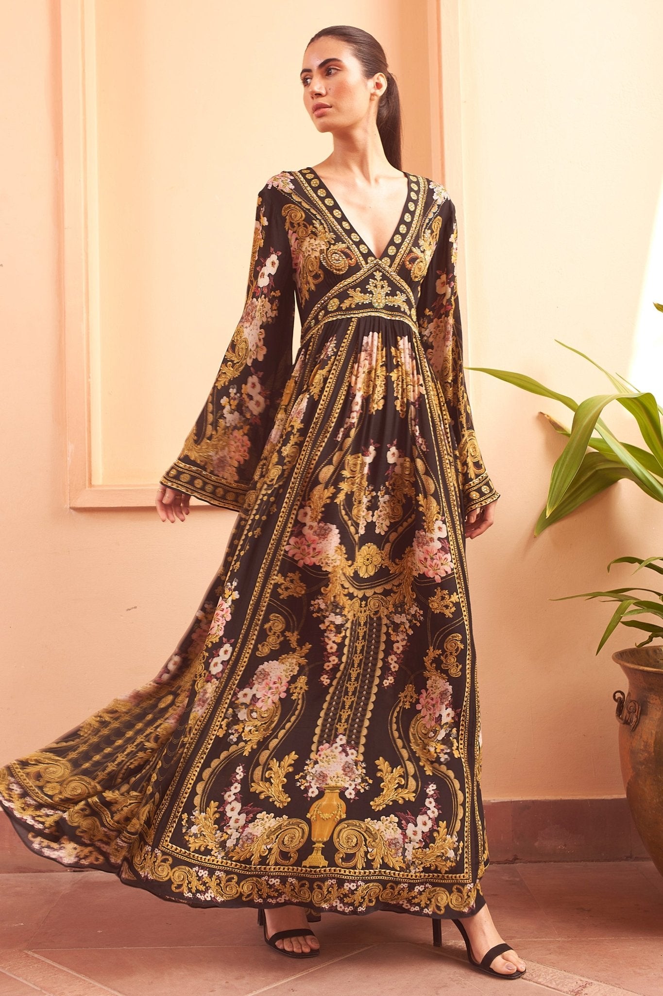 GOLDEN GIRL MAXI DRESS W FLARED SLEEVES - Czarina