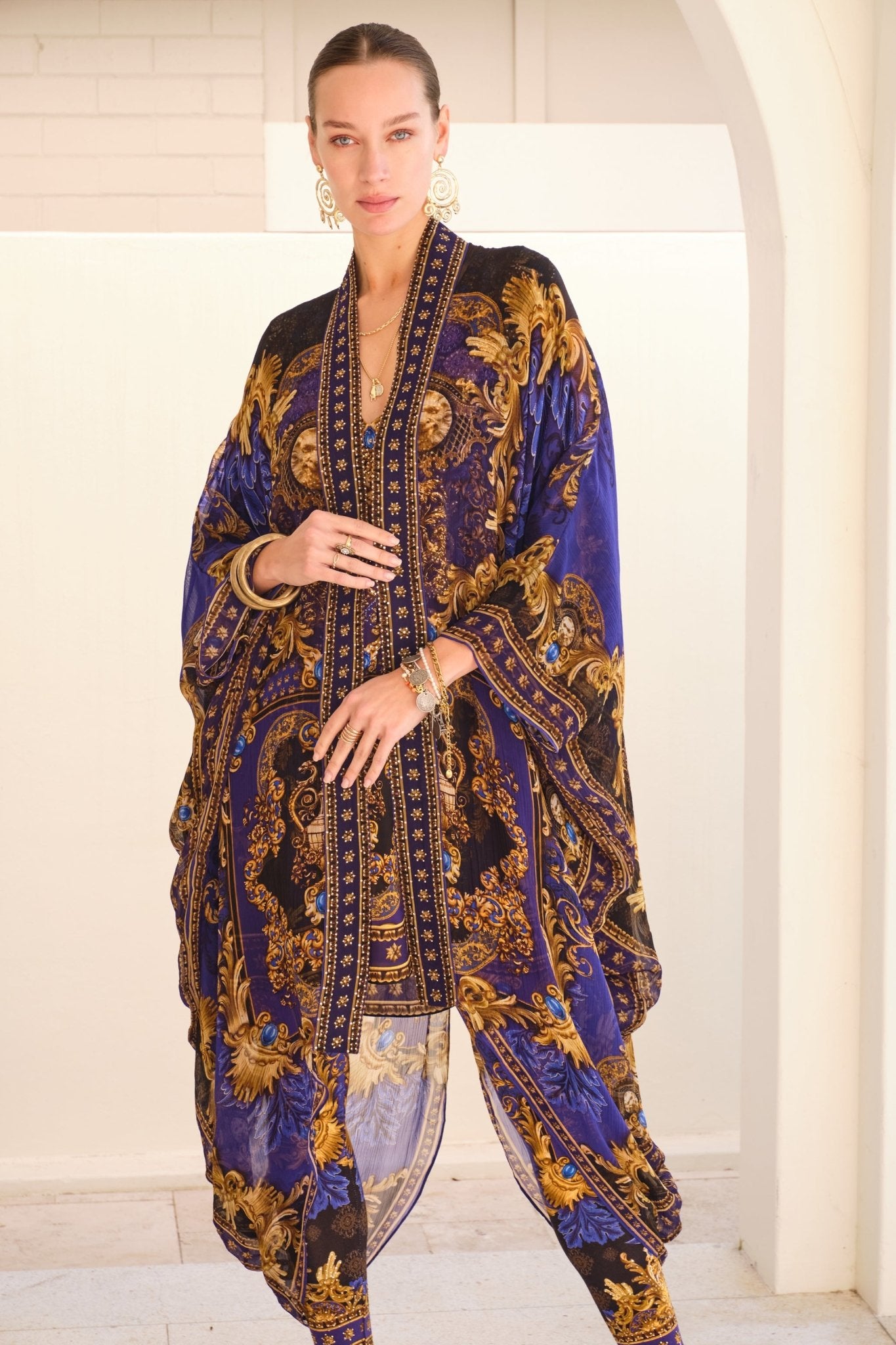 MIDNIGHT BLUE MEDIUM CAPE - Czarina