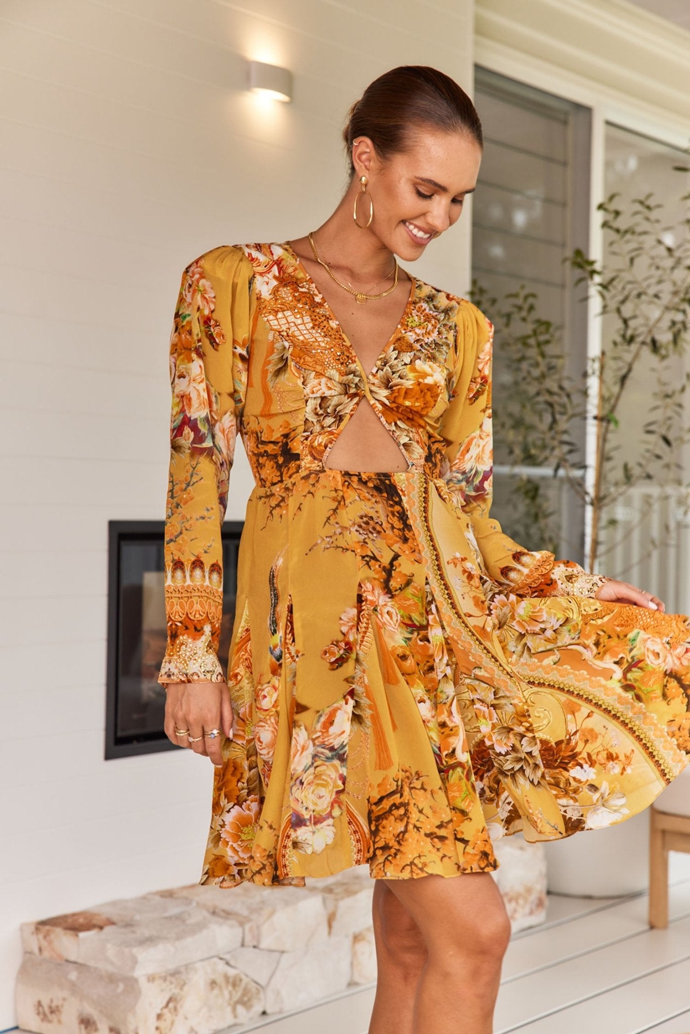 YOU ARE MY SUNSHINE CUTOUT MINI DRESS - Czarina