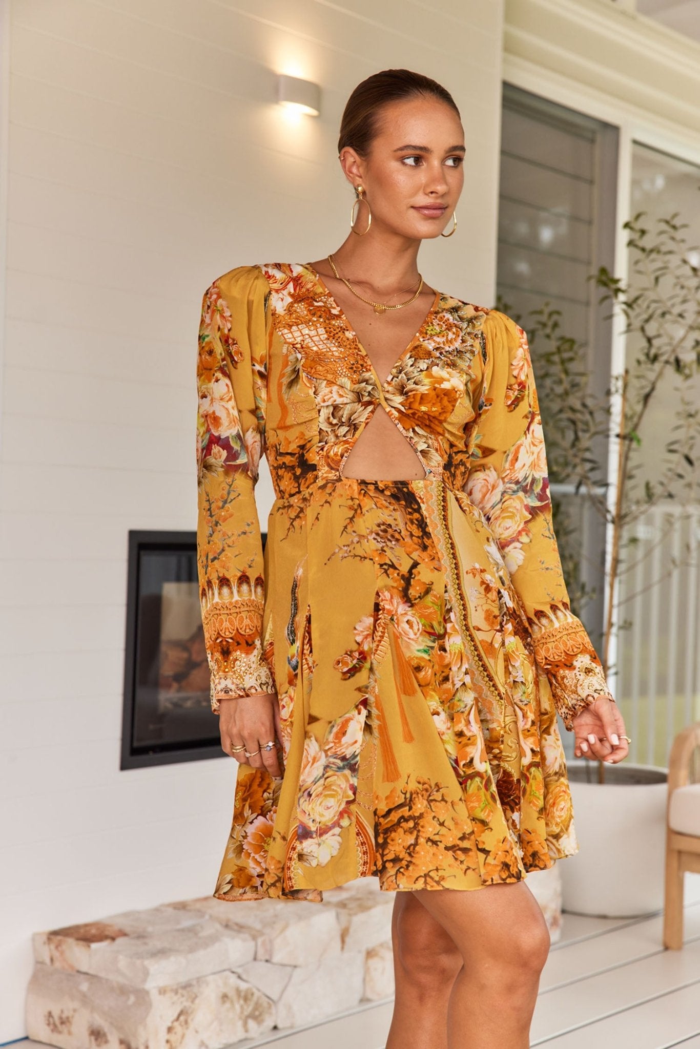 YOU ARE MY SUNSHINE CUTOUT MINI DRESS - Czarina