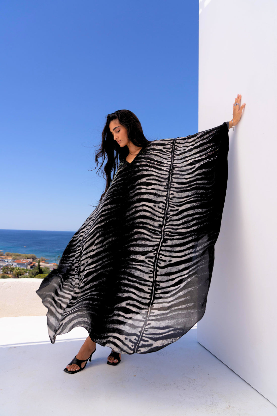AEGEAN NIGHTS V NECK MAXI KAFTAN