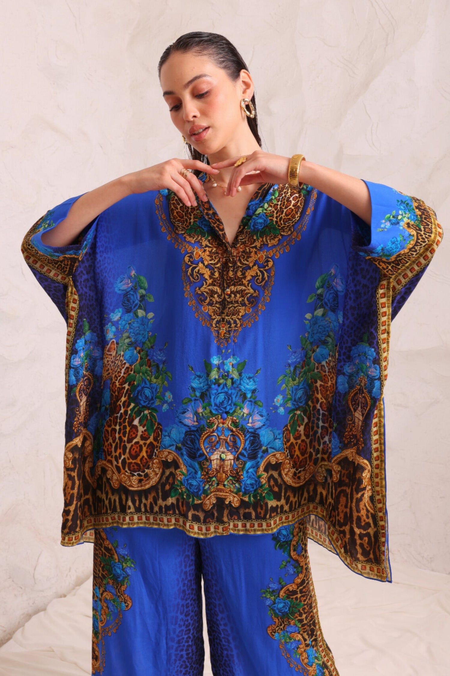 BLUE LEOPARDESS KAFTAN TOP W SLEEVES