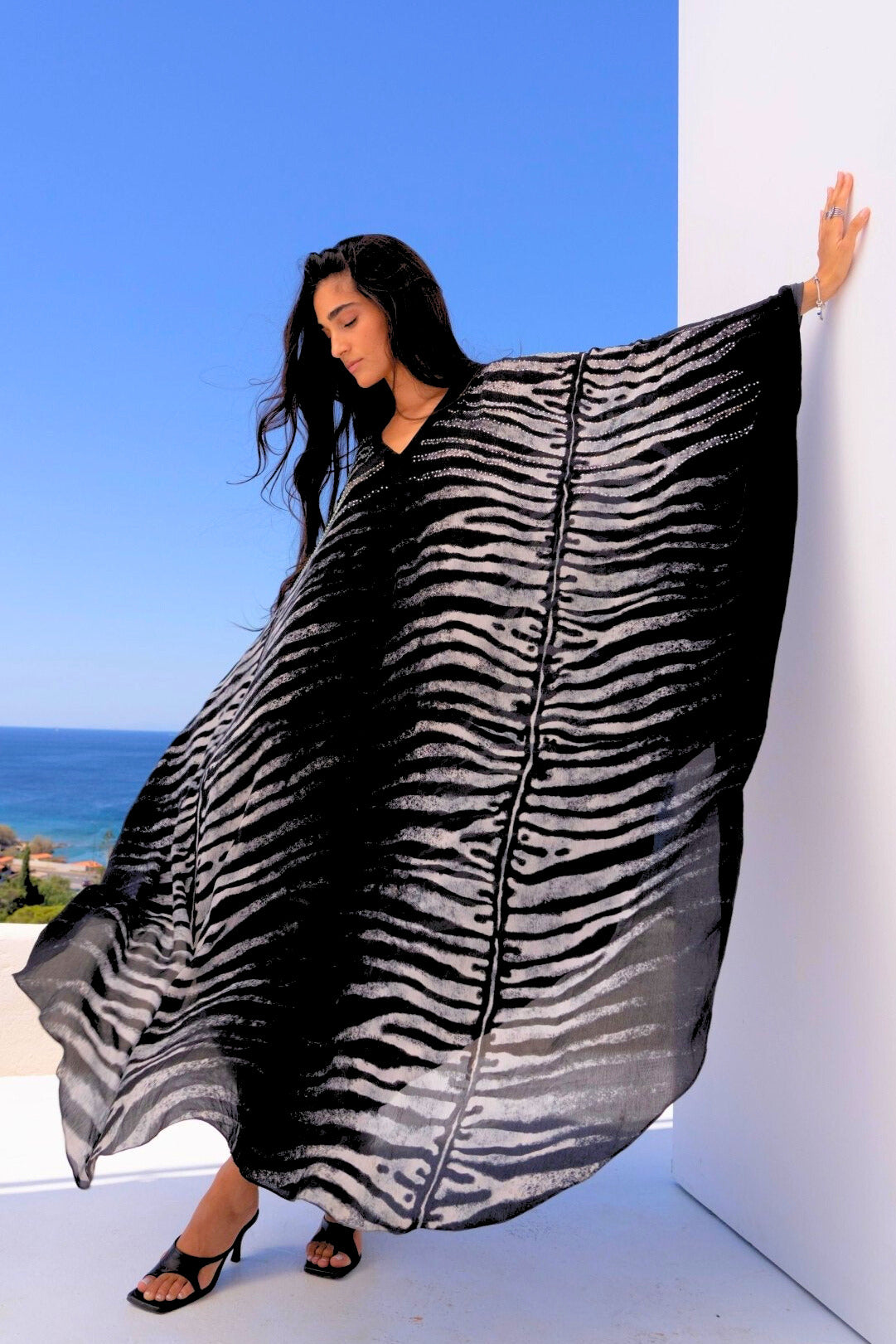 AEGEAN NIGHTS V NECK MAXI KAFTAN
