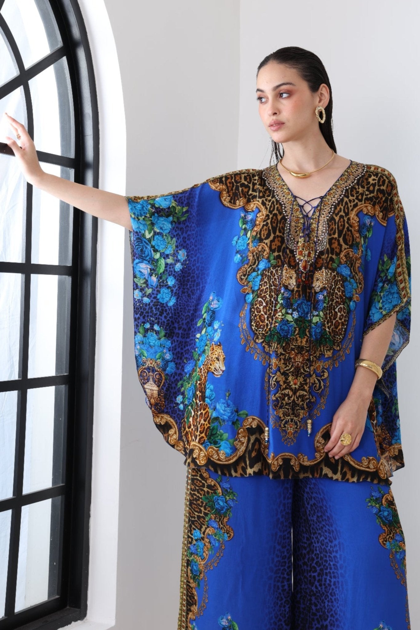 BLUE LEOPARDESS BUTTERFLY TOP - Czarina