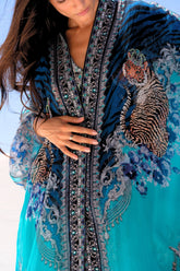 BLUE TIGRESS MEDIUM CAPE - Czarina