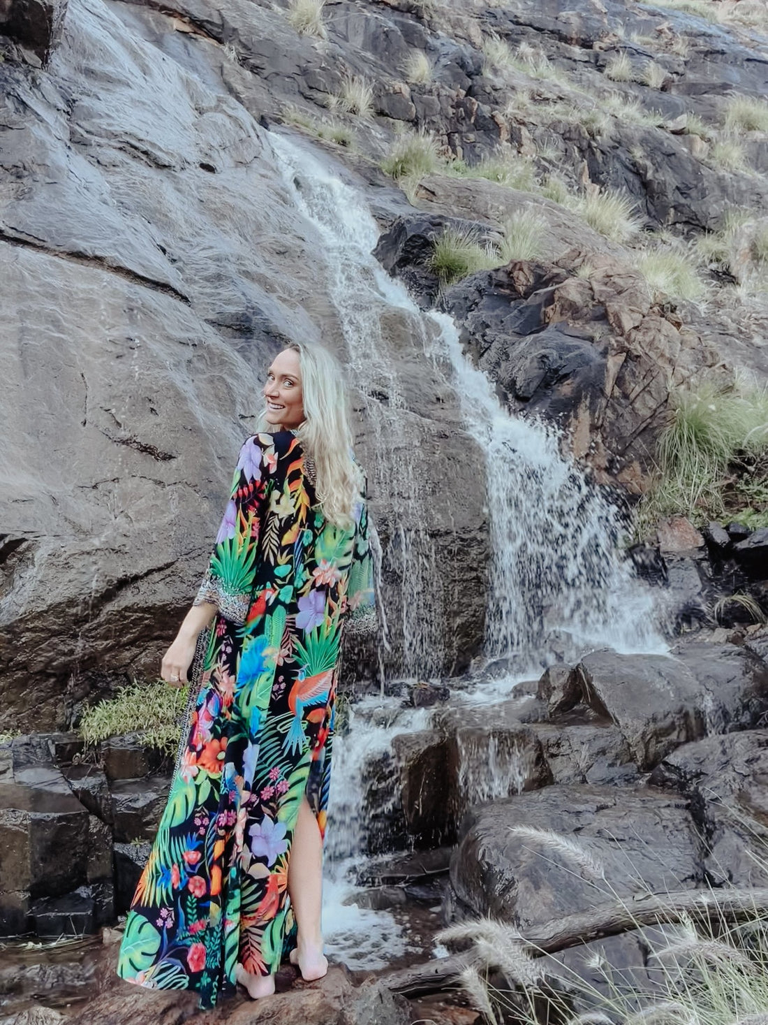 A NIGHT IN RIO LONG JACKET - Czarina