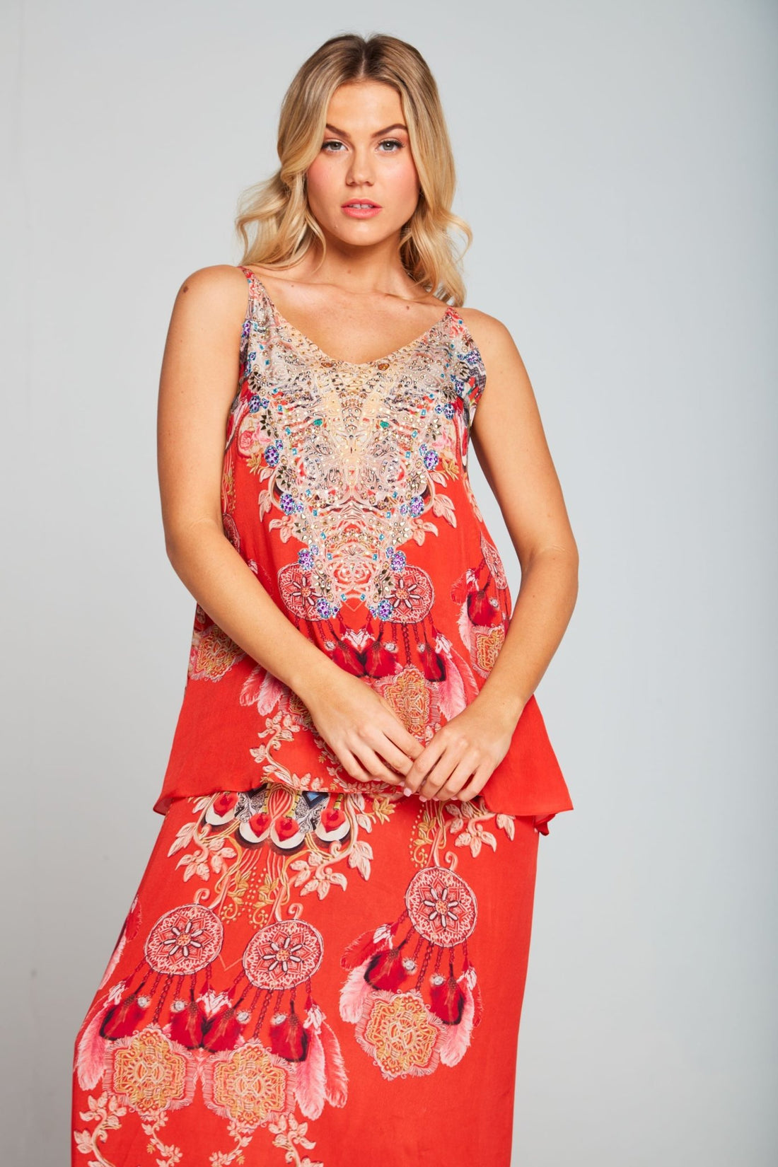 GODDESS V-NECK CAMI TOP - Czarina