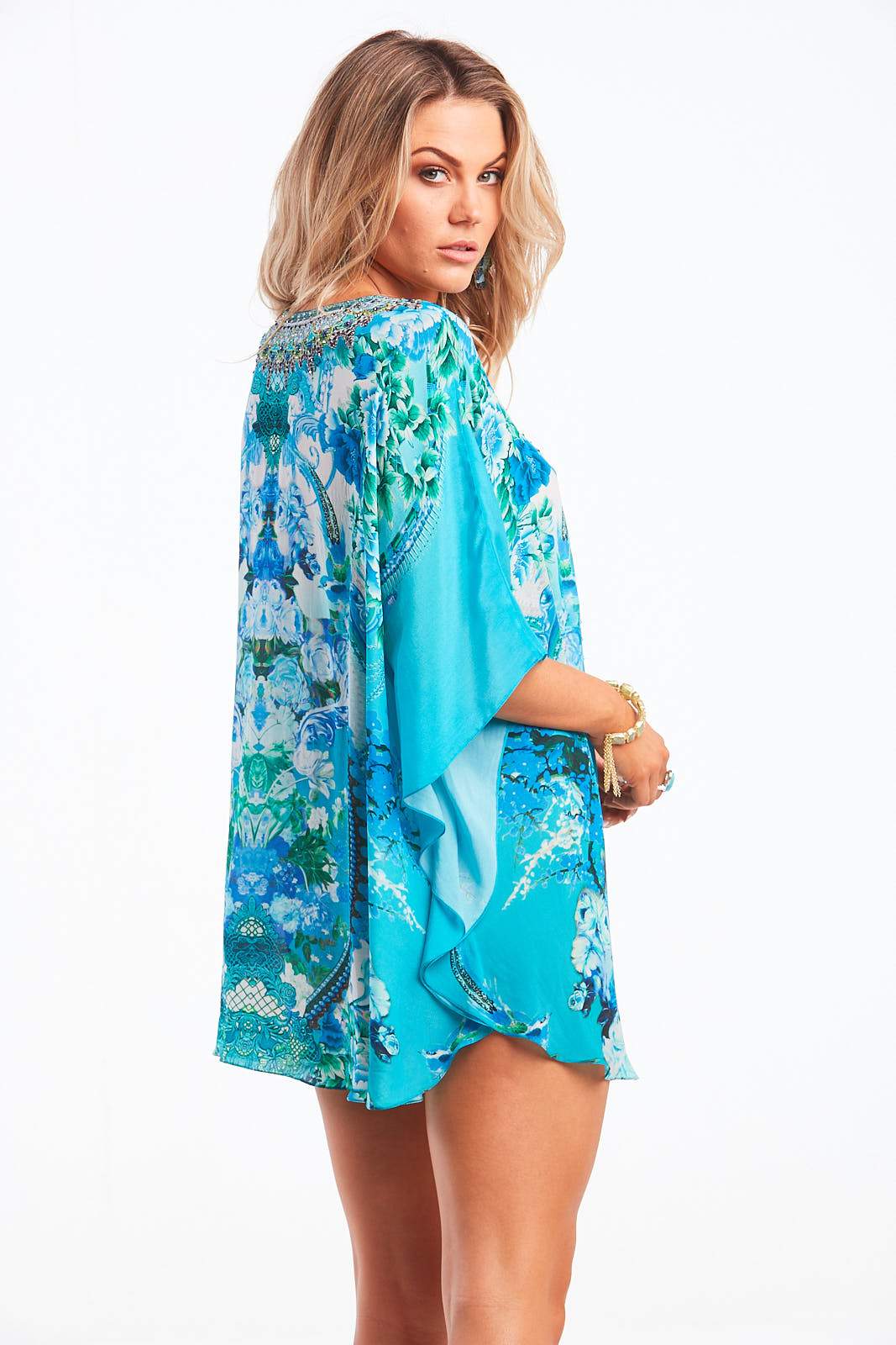 THOSE BLUE EYES BUTTERFLY TOP - Czarina